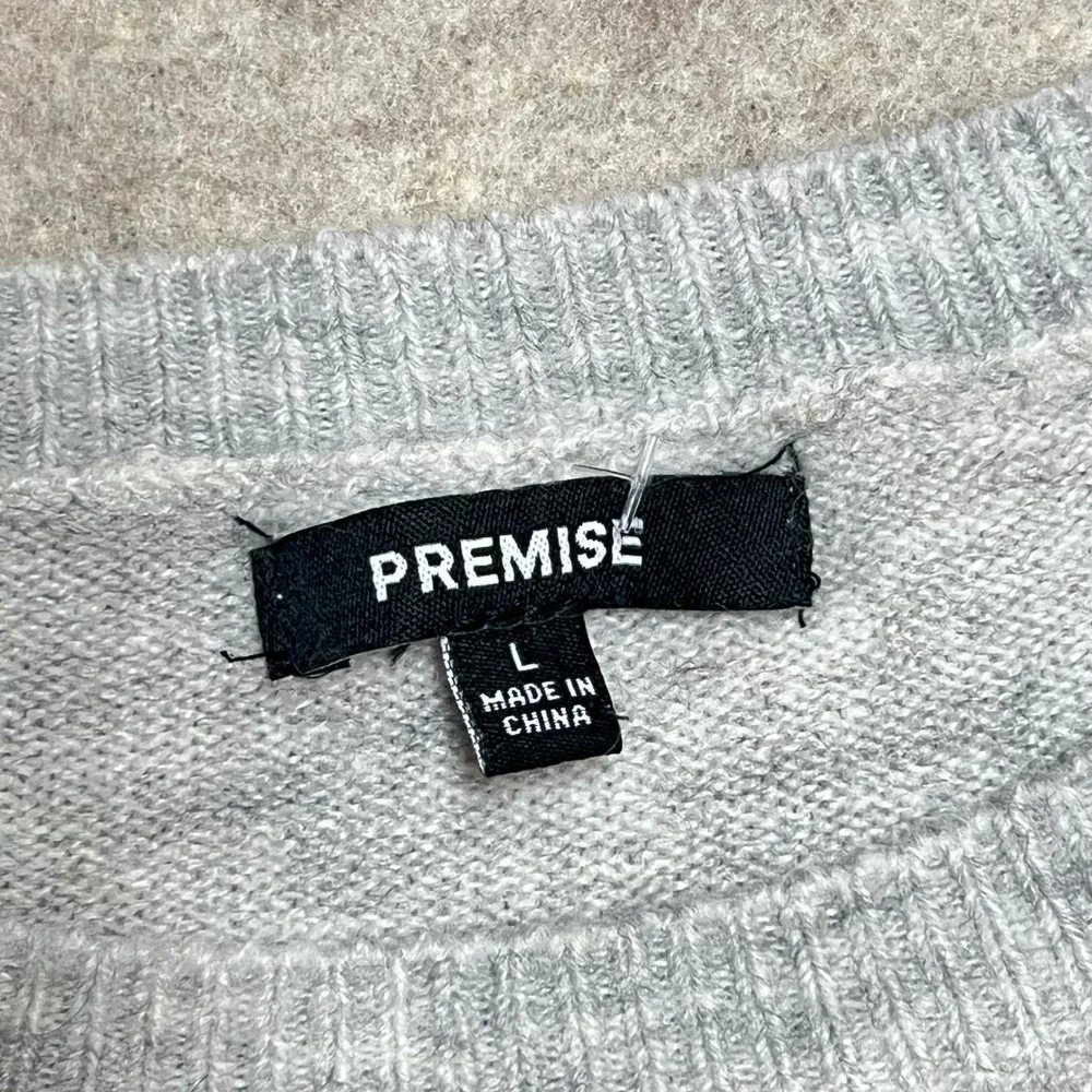 Premise size large